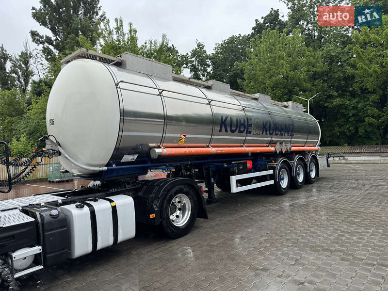 Цистерна полуприцеп LAG D3 2000 в Виннице