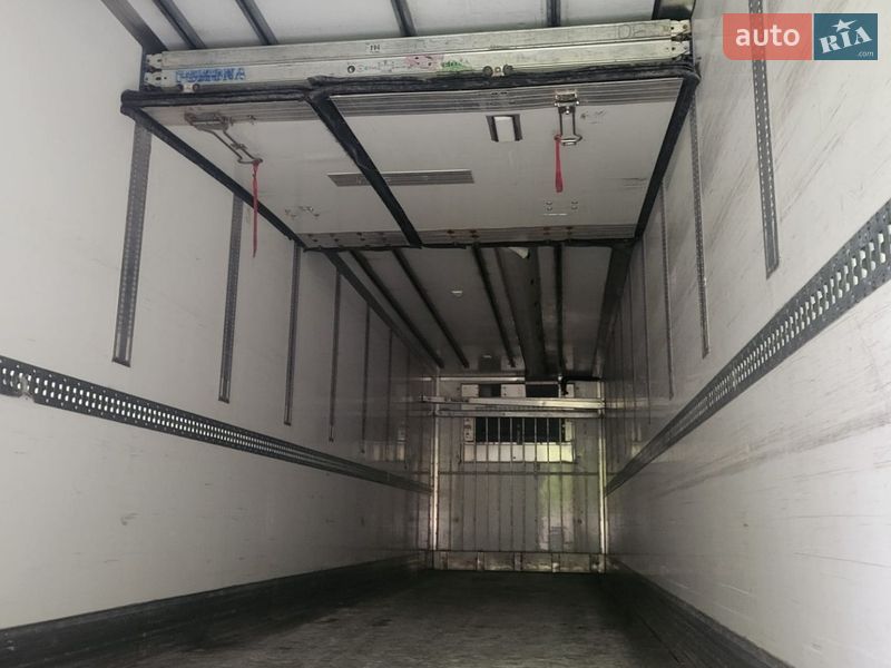 Рефрижератор напівпричіп Lamberet Carrier Vector 2012 в Тернополі фото 2 Рефрижератор напівпричіп Lamberet Carrier Vector 2012 в Тернополі