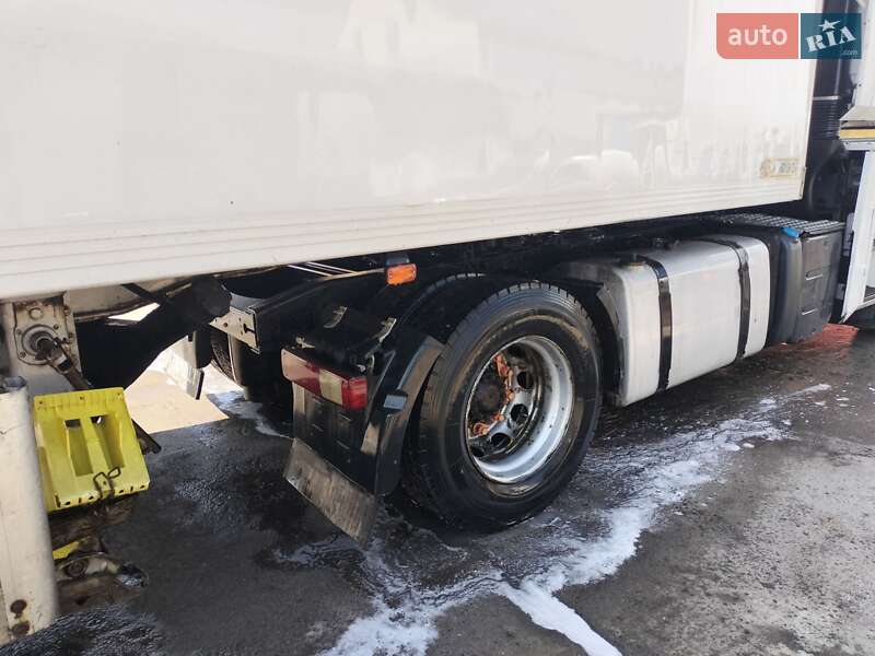 Рефрижератор полуприцеп Lamberet LVFS 2002 в Киеве