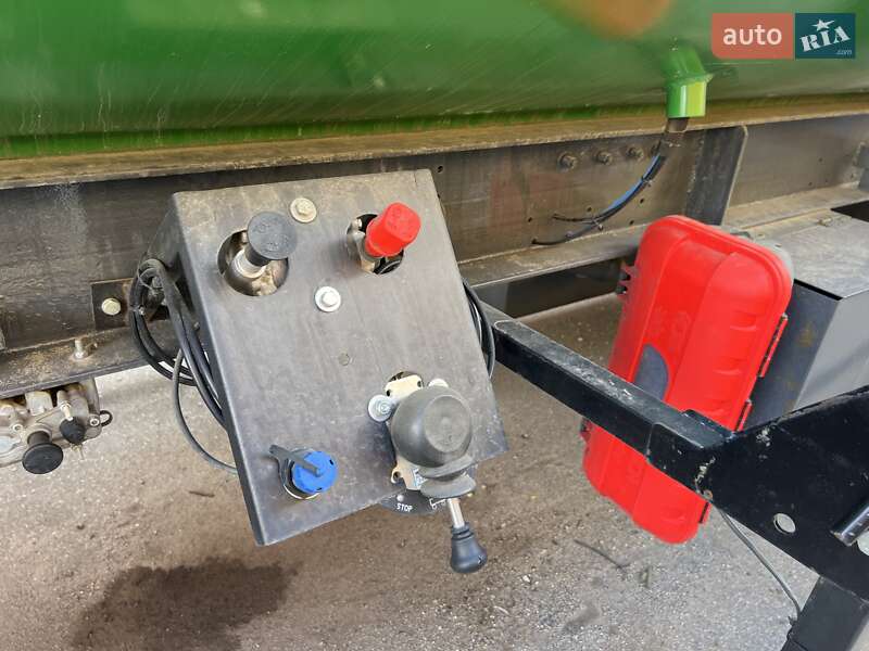 Цистерна Lamberet LVFS 2005 в Вінниці