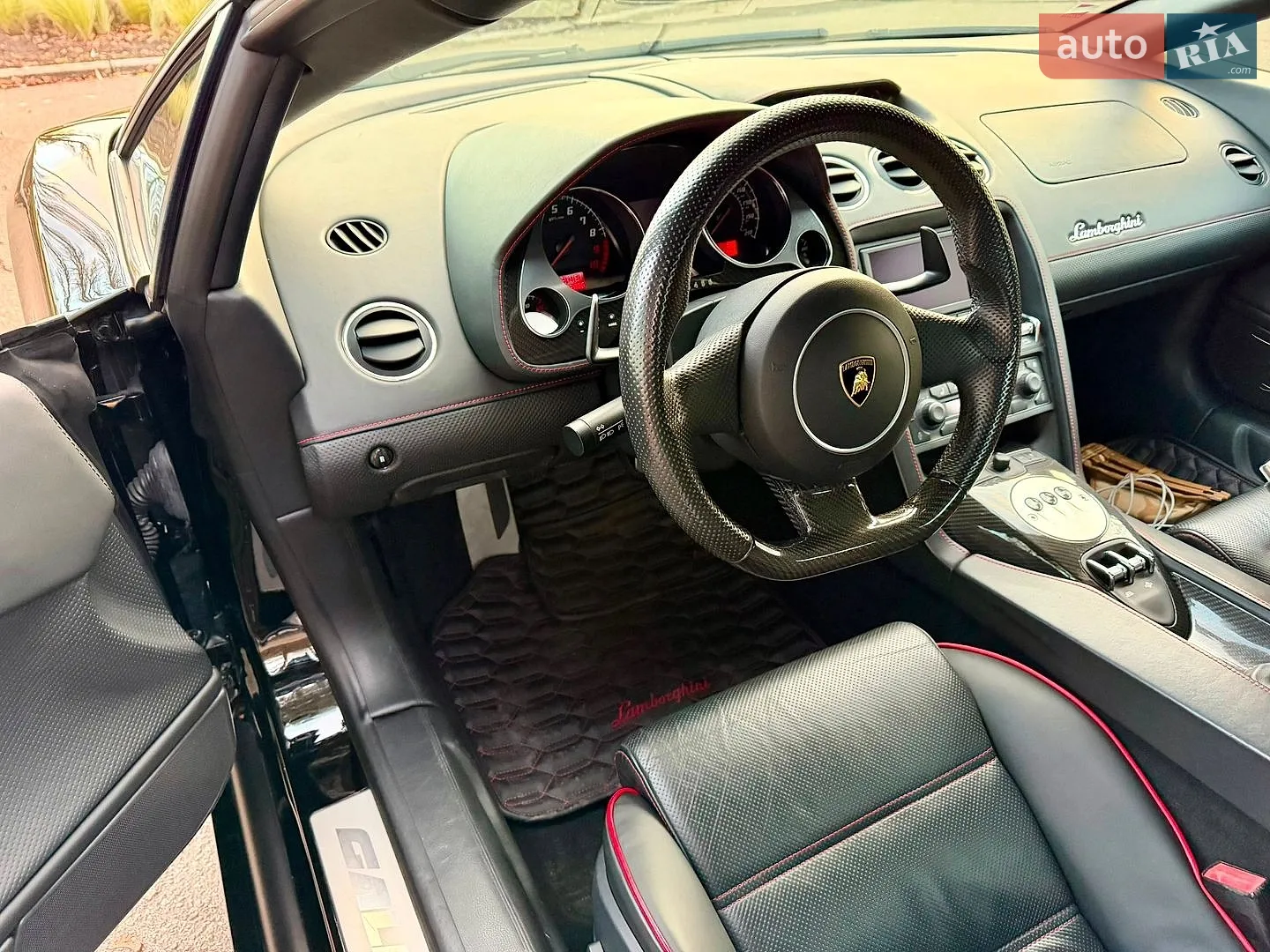 2010 Lamborghini Gallardo - мініатюра 24