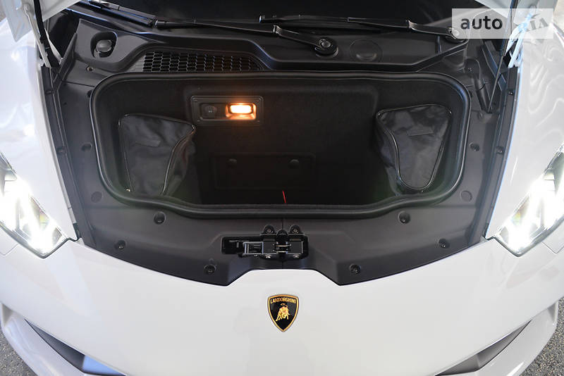 Купе Lamborghini Huracan 2019 в Киеве