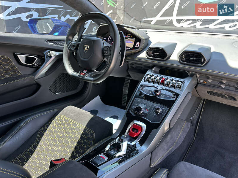 Купе Lamborghini Huracan 2017 в Киеве