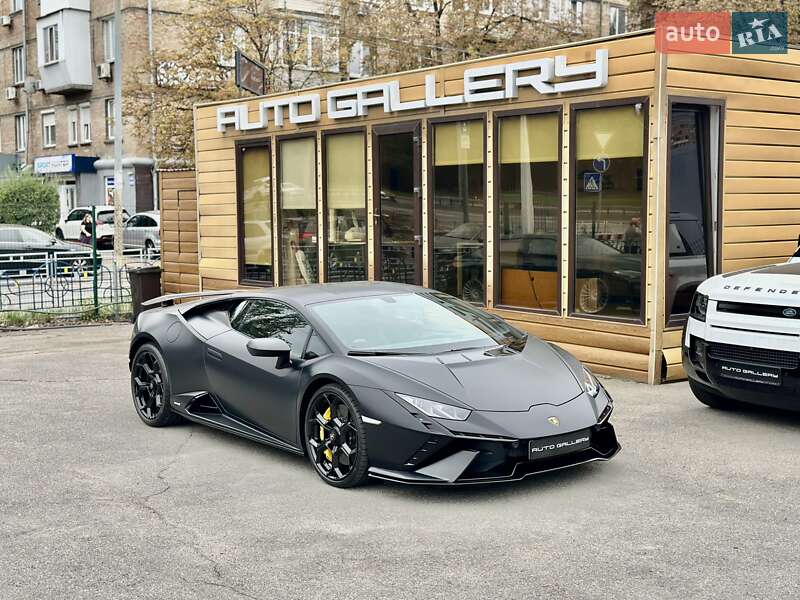 Купе Lamborghini Huracan 2024 в Києві