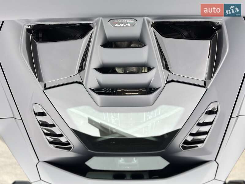 Купе Lamborghini Huracan 2024 в Києві
