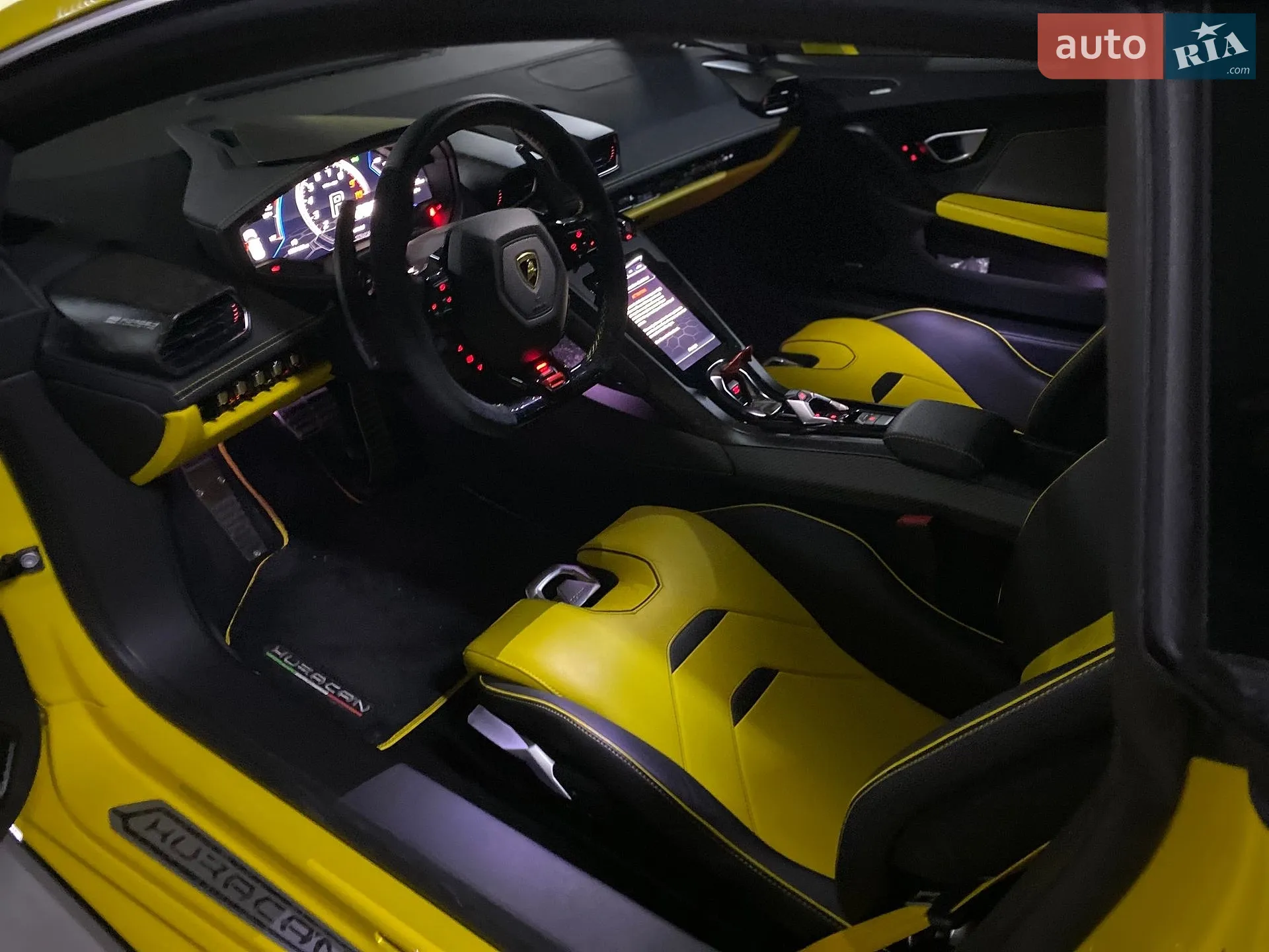 2020 Lamborghini Huracán - мініатюра 11