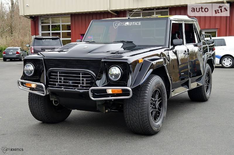 Внедорожник / Кроссовер Lamborghini Lm-002 1995 в 