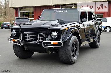 Внедорожник / Кроссовер Lamborghini Lm-002 1995 в 