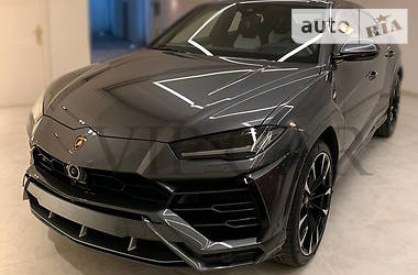 Внедорожник / Кроссовер Lamborghini Urus 2019 в Киеве