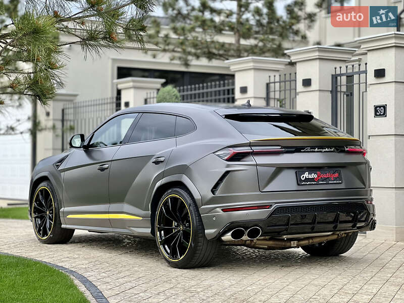 Позашляховик / Кросовер Lamborghini Urus 2022 в Одесі