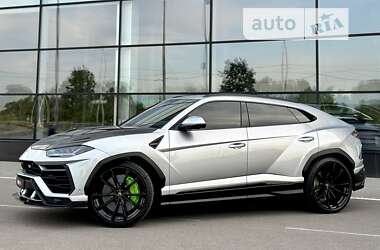 Позашляховик / Кросовер Lamborghini Urus 2020 в  фото 8 Позашляховик / Кросовер Lamborghini Urus 2020 в