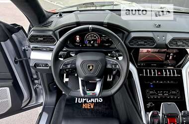 Позашляховик / Кросовер Lamborghini Urus 2020 в  фото 62 Позашляховик / Кросовер Lamborghini Urus 2020 в