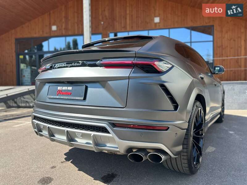 Внедорожник / Кроссовер Lamborghini Urus 2019 в Киеве