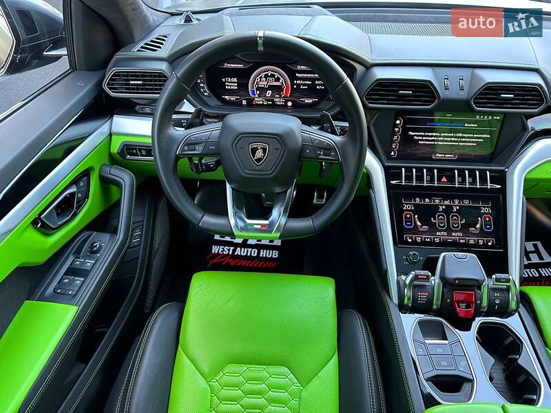 Внедорожник / Кроссовер Lamborghini Urus 2019 в Киеве