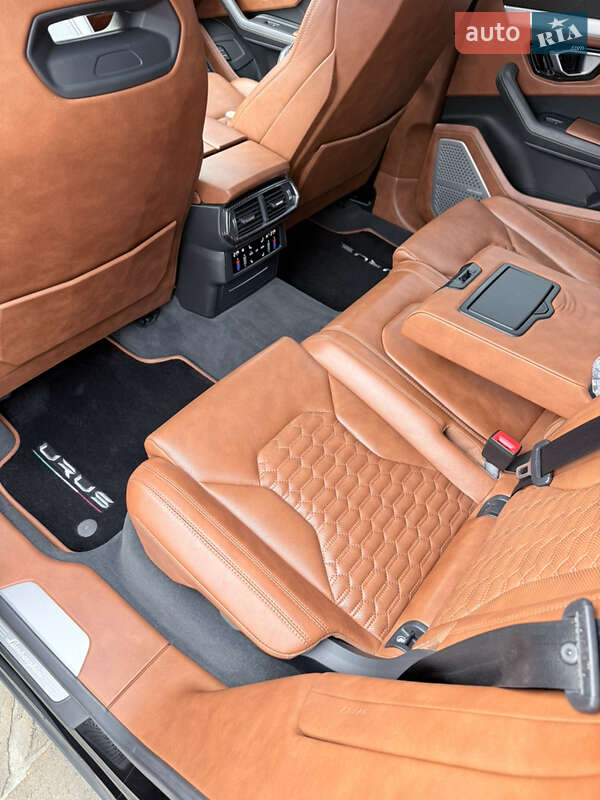 Внедорожник / Кроссовер Lamborghini Urus 2020 в Одессе фото 32 Внедорожник / Кроссовер Lamborghini Urus 2020 в Одессе