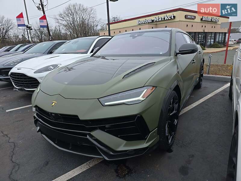 Внедорожник / Кроссовер Lamborghini Urus 2023 в 