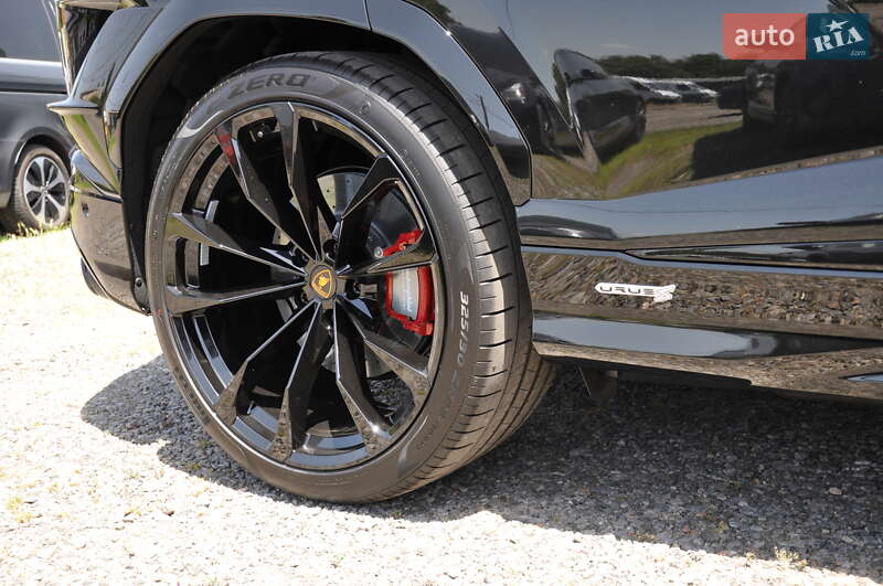 Внедорожник / Кроссовер Lamborghini Urus 2024 в Одессе