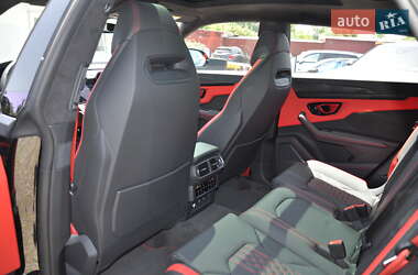 Внедорожник / Кроссовер Lamborghini Urus 2024 в 