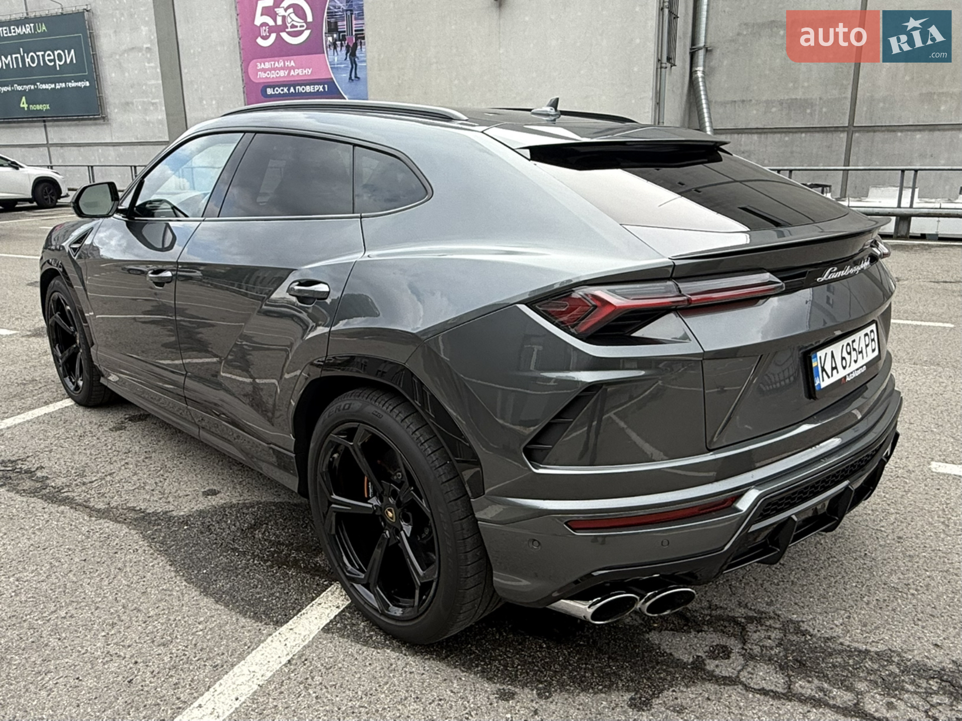 2019 Lamborghini Urus Concept - мініатюра 4