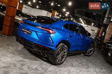 Внедорожник / Кроссовер Lamborghini Urus 2018 в 