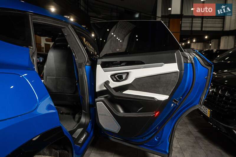 Внедорожник / Кроссовер Lamborghini Urus 2018 в Одессе