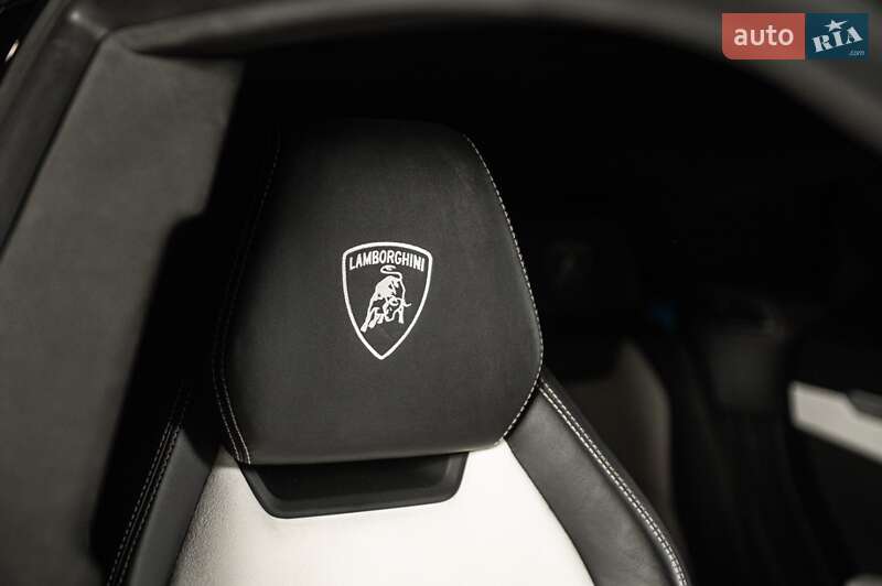 Внедорожник / Кроссовер Lamborghini Urus 2018 в Одессе