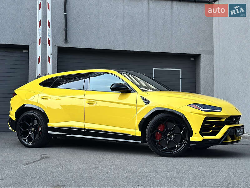 Позашляховик / Кросовер Lamborghini Urus 2019 в Києві