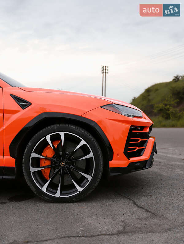 Внедорожник / Кроссовер Lamborghini Urus 2019 в Киеве фото 23 Внедорожник / Кроссовер Lamborghini Urus 2019 в Киеве