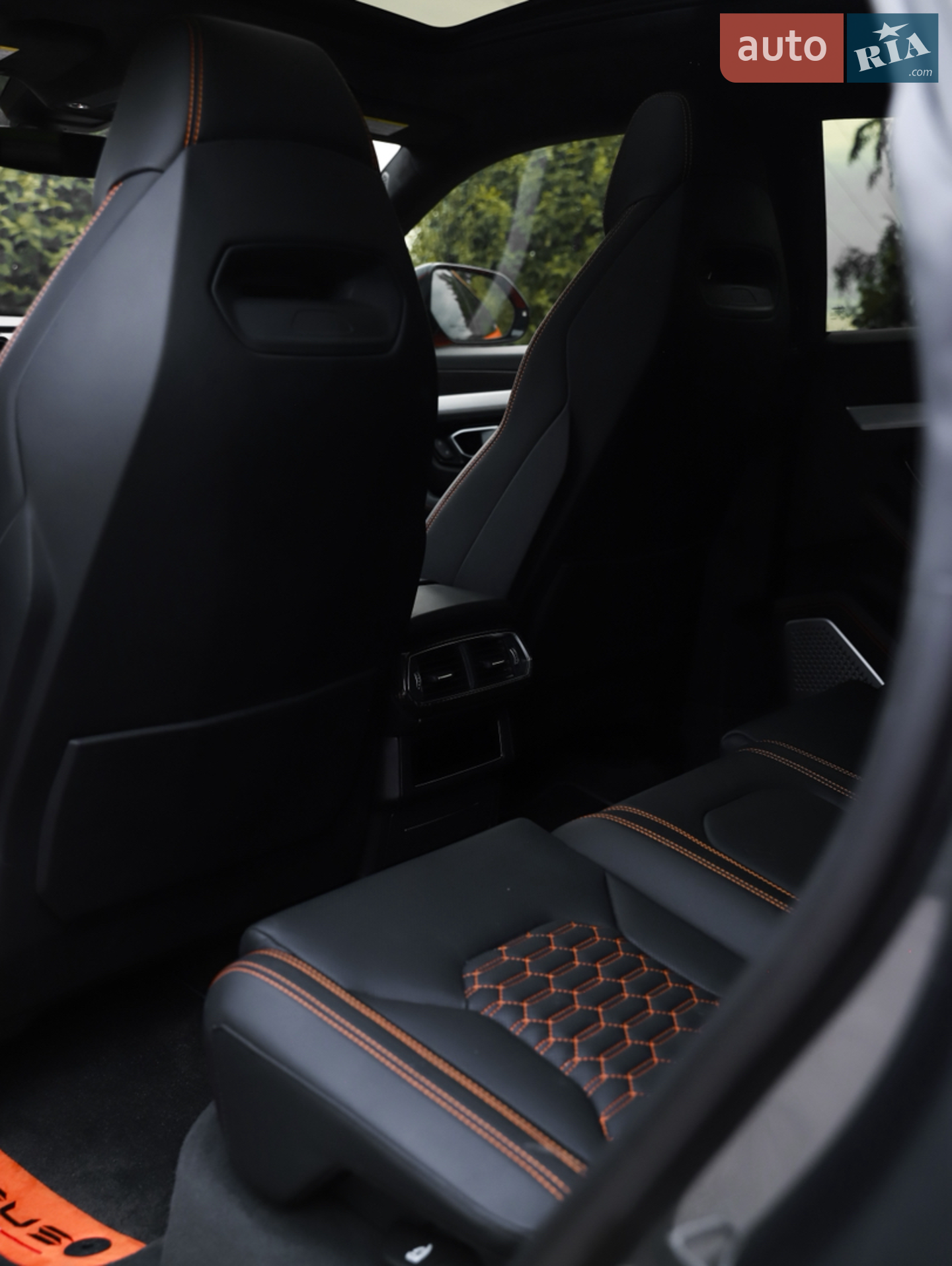 2019 Lamborghini Urus Concept - мініатюра 36