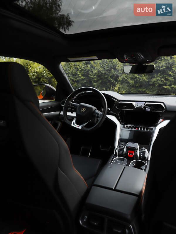 Внедорожник / Кроссовер Lamborghini Urus 2019 в Киеве фото 40 Внедорожник / Кроссовер Lamborghini Urus 2019 в Киеве