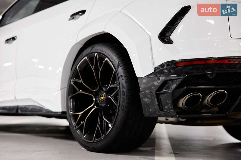 Позашляховик / Кросовер Lamborghini Urus 2022 в Києві