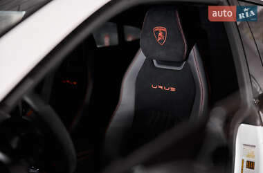 Внедорожник / Кроссовер Lamborghini Urus 2022 в 