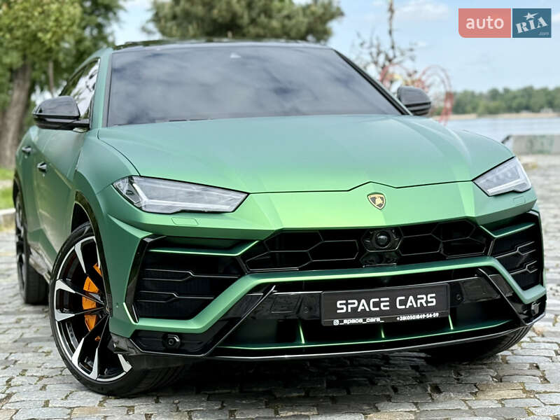 Внедорожник / Кроссовер Lamborghini Urus 2020 в Киеве