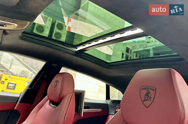 Внедорожник / Кроссовер Lamborghini Urus 2020 в 