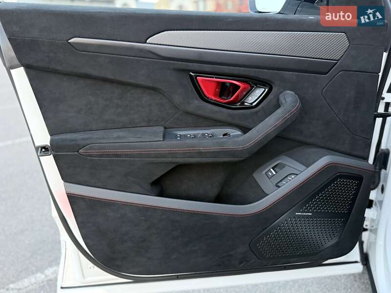 Внедорожник / Кроссовер Lamborghini Urus 2022 в Киеве
