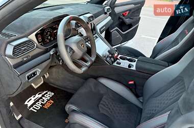 Внедорожник / Кроссовер Lamborghini Urus 2022 в 