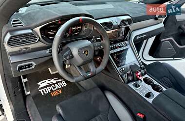 Внедорожник / Кроссовер Lamborghini Urus 2022 в 