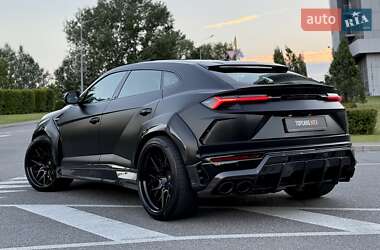 Внедорожник / Кроссовер Lamborghini Urus 2021 в 