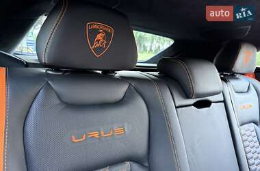 Внедорожник / Кроссовер Lamborghini Urus 2021 в 