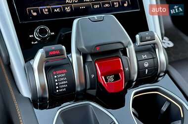 Внедорожник / Кроссовер Lamborghini Urus 2021 в 