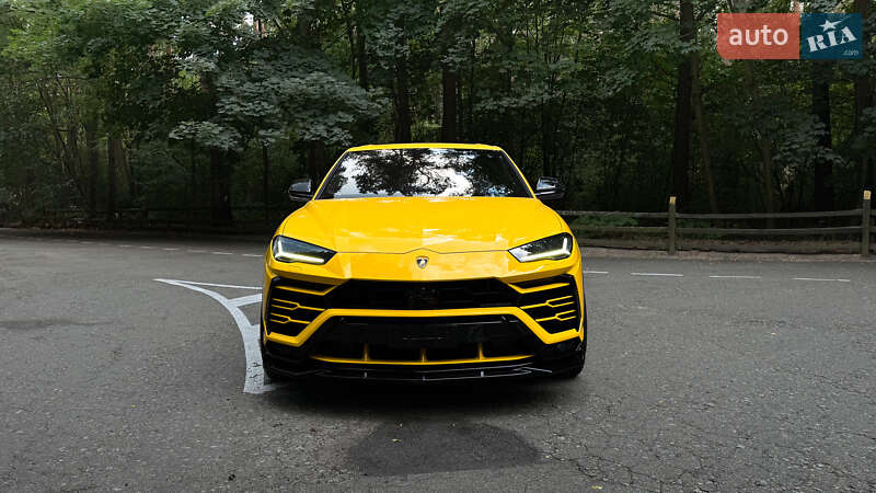 Внедорожник / Кроссовер Lamborghini Urus 2019 в Киеве
