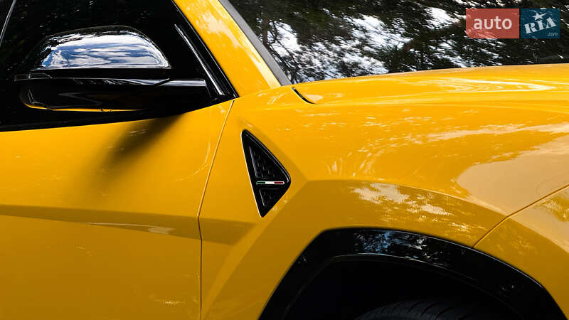 Внедорожник / Кроссовер Lamborghini Urus 2019 в Киеве