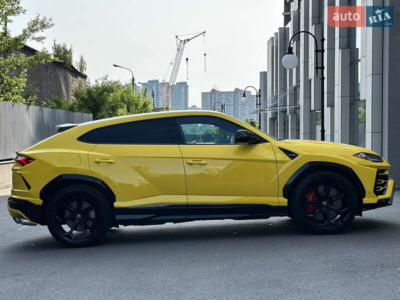 Внедорожник / Кроссовер Lamborghini Urus 2019 в Киеве