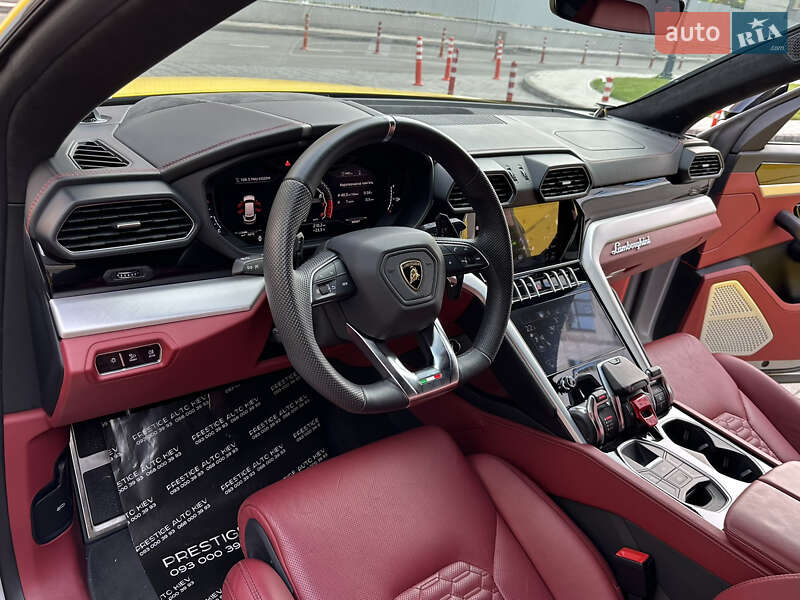 Внедорожник / Кроссовер Lamborghini Urus 2019 в Киеве