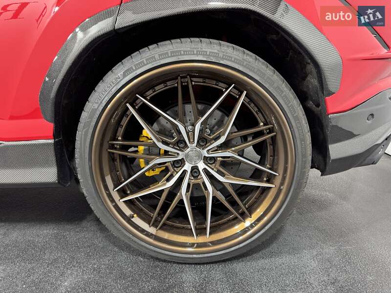 Внедорожник / Кроссовер Lamborghini Urus 2021 в Киеве