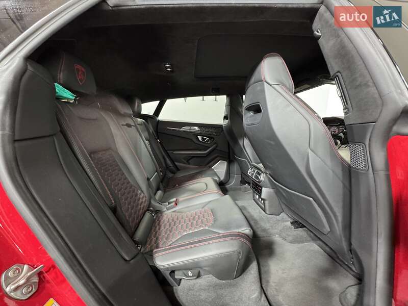 Внедорожник / Кроссовер Lamborghini Urus 2021 в Киеве