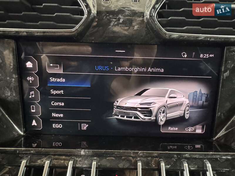 Внедорожник / Кроссовер Lamborghini Urus 2021 в Киеве