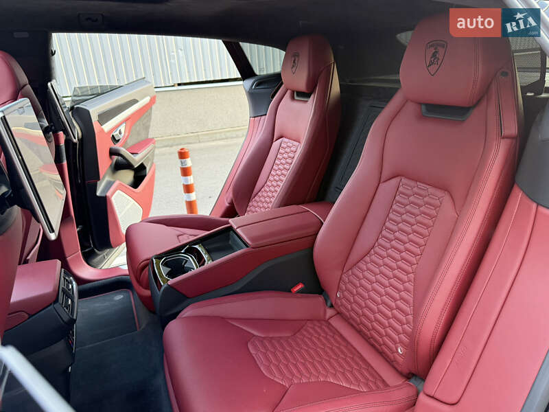Внедорожник / Кроссовер Lamborghini Urus 2020 в Киеве