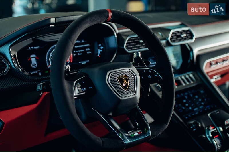 Внедорожник / Кроссовер Lamborghini Urus 2021 в Киеве