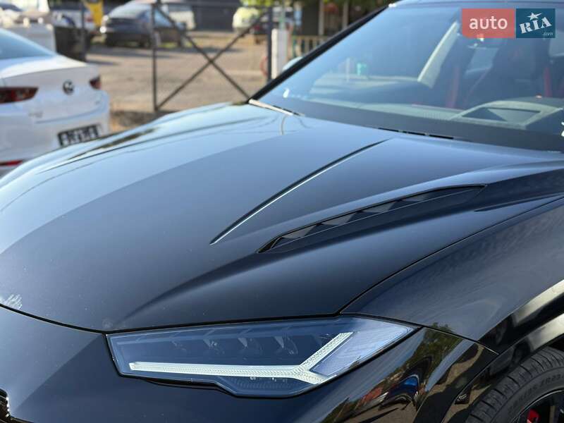 Внедорожник / Кроссовер Lamborghini Urus 2024 в Одессе